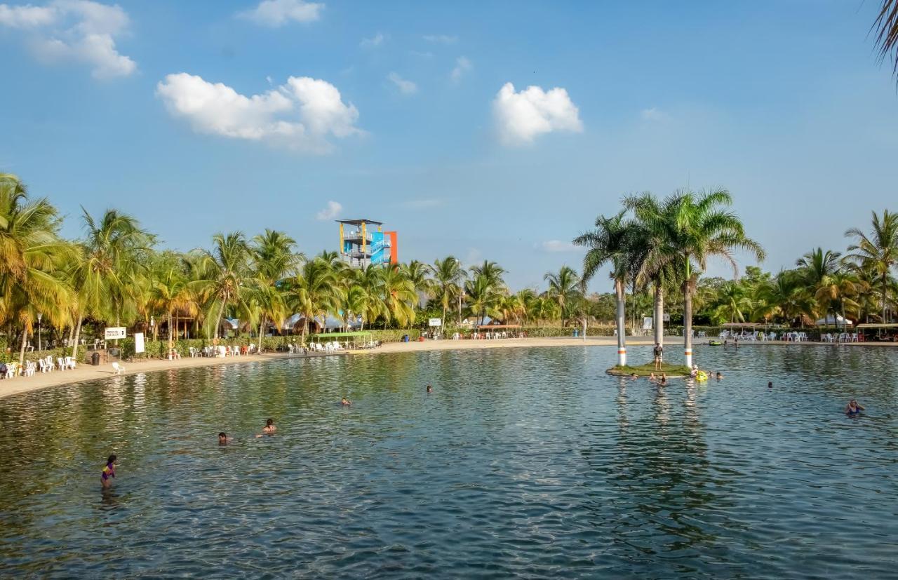 Playa Hawai Ibague Hotel ภายนอก รูปภาพ